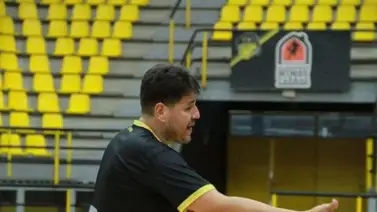 SPB: ¡El primer adiós! Hebert Bayona es destituido como coach de Frontinos del Táchira en esta temporada 2025 SPB: ¡El primer adiós! Hebert Bayona es destituido como coach de Frontinos del Táchira en esta temporada 2025