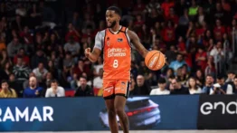 Dominicano Jean Montero es elegido en el mejor quinteto de la Euro Cup