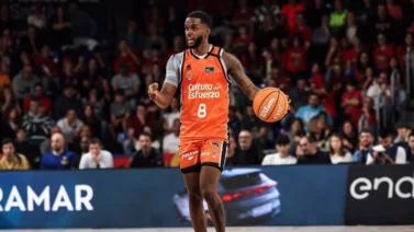 Dominicano Jean Montero es elegido en el mejor quinteto de la Euro Cup