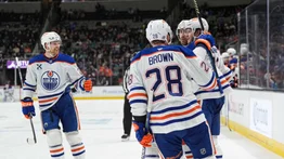 Playoffs en juego: Oilers reciben a unos enrachados Blues en Edmonton