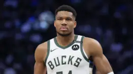 NBA: ¿Se llevará el MVP? Estos han sido los extraordinarios promedios de Giannis Antetokounmpo en los últimos partidos