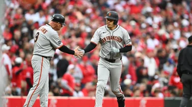 MLB: Wilmer Flores se crece en San Francisco con su quinto jonrón (+Video)