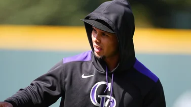 MLB: ¡Preocupación en Colorado! Ezequiel Tovar es sacado de la alineación por alarmante lesión