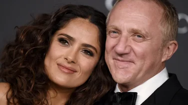 Salma Hayek cuenta cómo fue “obligada” a casarse con su actual esposo 