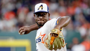 MLB: Ronel Blanco alcanza su primera victoria del 2025 con Astros de Houston