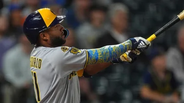 MLB: Jackson Chourio extiende su racha con el quinto jonrón de la temporada (+Video)