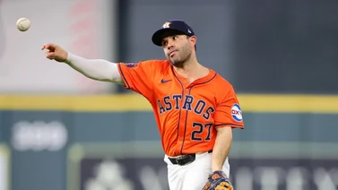 MLB: José Altuve se gana los aplausos en Houston con gran atrapada en los jardines (+Video)