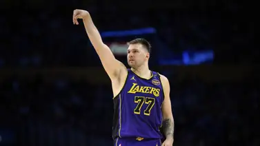 NBA: ¡Ni Curry, ni LeBron le llegan! Luka Doncic supera a toda la liga en ventas de jerseys NBA: ¡Ni Curry, ni LeBron le llegan! Luka Doncic supera a toda la liga en ventas de jerseys