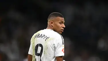 Kylian Mbappé se reunió con el alto mando del Real Madrid tras su expulsión Kylian Mbappé se reunió con el alto mando del Real Madrid tras su expulsión