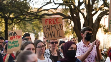 Trump revoca más de 1.000 visas a estudiantes por protestas 