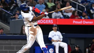 MLB: Vladimir Guerrero Jr. rompe enorme sequía jonronera con su primero del año (+Video)