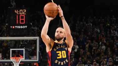 NBA: ¡Uno más para el "Chef"! Stephen Curry superó a esta leyenda de Chicago Bulls en su más reciente partido en Playoffs