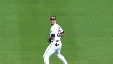 MLB: Javier Báez jugó por primera vez en su carrera como titular en los jardines (+Video)