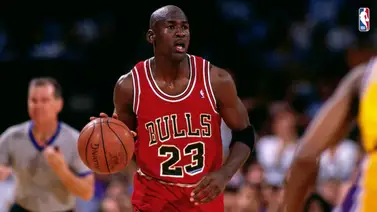 ¿Quién lidera el top? Estas son las camisas más caras que han sido subastadas de las leyendas de la NBA ¿Quién lidera el top? Estas son las camisas más caras que han sido subastadas de las leyendas de la NBA