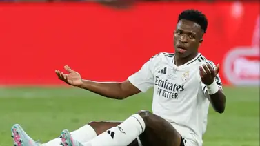 Se encienden las alarmas de Madrid: Vinicius sale del juego con visibles molestias Se encienden las alarmas de Madrid: Vinicius sale del juego con visibles molestias