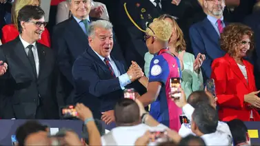 Laporta revive el 'Luz de Gas' en Sevilla tras la conquista de la Copa del Rey Laporta revive el 'Luz de Gas' en Sevilla tras la conquista de la Copa del Rey