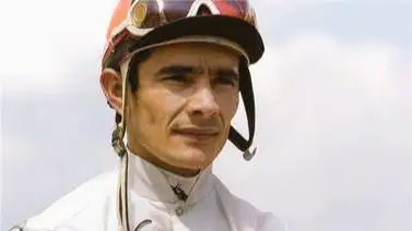 Ángel Alciro Castillo se deslumbra en el cierre del mes de abril con triunfo en Parx Racing  Ángel Alciro Castillo se deslumbra en el cierre del mes de abril con triunfo en Parx Racing