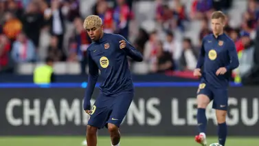 Lamine Yamal da un buen susto al Barcelona con su aparente lesión en el entrenamiento Lamine Yamal da un buen susto al Barcelona con su aparente lesión en el entrenamiento