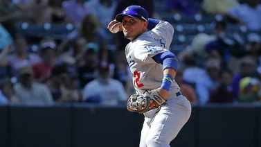 MLB: ¡Luciéndose a la defensiva! Miguel Rojas mostró sus habilidades en el campocorto (+Video)