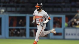 MLB: Mira el cuadrangular de Ramón Urías en victorias ante Yankees (+Video)