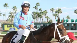 Regreso histórico: Jockey ganador de más de 4.000 carreras vuelve a triunfar después de nueve años