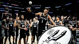 Los Spurs imponen una dictadura como visitantes: Récord histórico de palizas fuera de casa