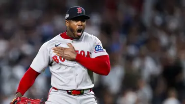 Aroldis Chapman hace historia: Supera a Papelbon y escala en la lista de salvamentos de todos los tiempos Aroldis Chapman hace historia: Supera a Papelbon y escala en la lista de salvamentos de todos los tiempos