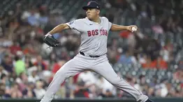Conoce los lanzadores latinos que abren hoy en la MLB