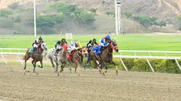 Oliver Medina mantiene el líderato del meeting una semana más en La Rinconada