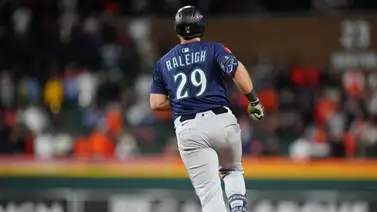 MLB: Cal Raleigh sonó primer jonrón en maratónico turno MLB: Cal Raleigh sonó primer jonrón en maratónico turno