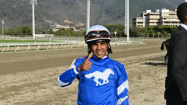 Aprendiz Omar Rivas espera ganar con esta yegua el domingo en La Rinconada Aprendiz Omar Rivas espera ganar con esta yegua el domingo en La Rinconada