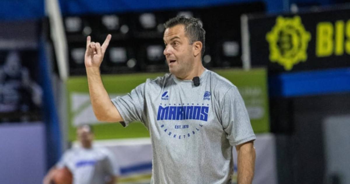 SPB: RENUNCIA DE ENTRENADOR SILVIO SANTANDER