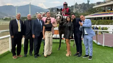 ¡Lo tiraron de la tribuna! Magicshadow (USA) domina en fuerte atropellada el Clásico Federico Carmona Perera (GII) ¡Lo tiraron de la tribuna! Magicshadow (USA) domina en fuerte atropellada el Clásico Federico Carmona Perera (GII)