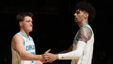 Un duelo para la historia: Kon Knueppel reina en la línea de tres Un duelo para la historia: Kon Knueppel reina en la línea de tres