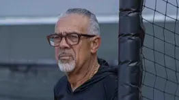 LVBP: Luis Sojo señala a este lanzador de anunciar pitcheos en su paso por Leones