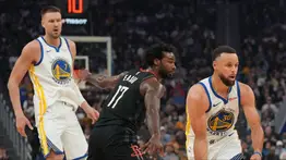 Estrategia al límite: Los Warriors encaran el Play-In con restricciones para Curry, Porzingis y Horford
