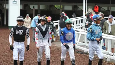 Tremendo lio: Jinete aprendiz agrede a un compañero en el Jockey Room Tremendo lio: Jinete aprendiz agrede a un compañero en el Jockey Room