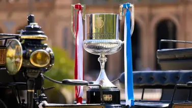 ¿De qué está hecha la Copa del Rey y cuáles son sus dimensiones? ¿De qué está hecha la Copa del Rey y cuáles son sus dimensiones?