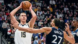 Rudy Gobert silencia las críticas con una exhibición ante Jokic