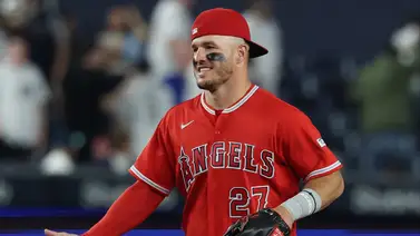 Mike Trout hace historia en Kansas City: nuevo rey de extrabases y juegos en los Angels Mike Trout hace historia en Kansas City: nuevo rey de extrabases y juegos en los Angels