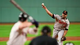 MLB: Lanzador de Leones es dejado en asignación a pesar de sus buenos números