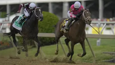Flavien Prat vs Irad Ortiz Jr., en el Eight Belle Stakes (G2) en Churchill Downs Flavien Prat vs Irad Ortiz Jr., en el Eight Belle Stakes (G2) en Churchill Downs