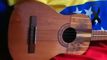 Despiden a cantante de música llanera entre canto y consignas Despiden a cantante de música llanera entre canto y consignas