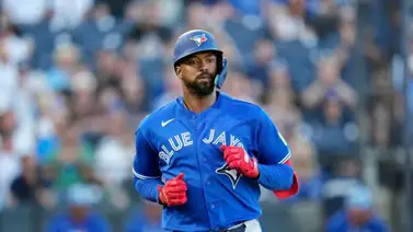 Eloy Jiménez queda fuera de Toronto tras el regreso de George Springer Eloy Jiménez queda fuera de Toronto tras el regreso de George Springer