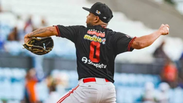 NPB: Este derecho de Cardenales de Lara se mantiene como el mejor lanzador del beisbol japonés