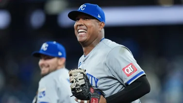 MLB: ¿Cuántas veces ha jugado Salvador Pérez en primera base?