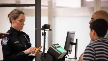 Migraciones activó nuevo sistema con que el puedes saber qué día entraste a USA por el aeropuerto