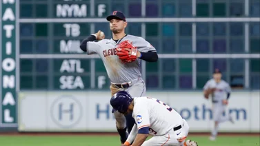 MLB: Andrés Giménez no se guarda nada ante Houston con esta jugada (+Video)
