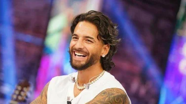 Maluma derrite las redes sociales al posar muy feliz con su pareja e hija (+Imagen)