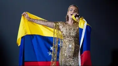 ¡Demasiado bella! Olga Tañón "La mujer de fuego" vuelve a demostrar el lazo de afecto que tiene por Venezuela ¡Demasiado bella! Olga Tañón "La mujer de fuego" vuelve a demostrar el lazo de afecto que tiene por Venezuela